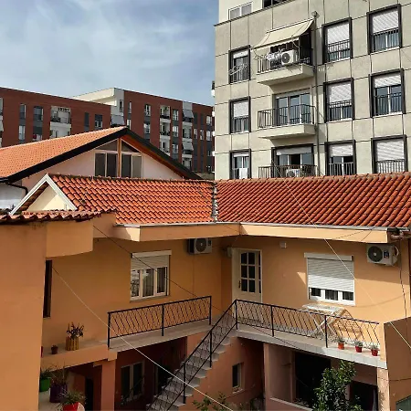 Guest House Tirana فيلة تيرانا