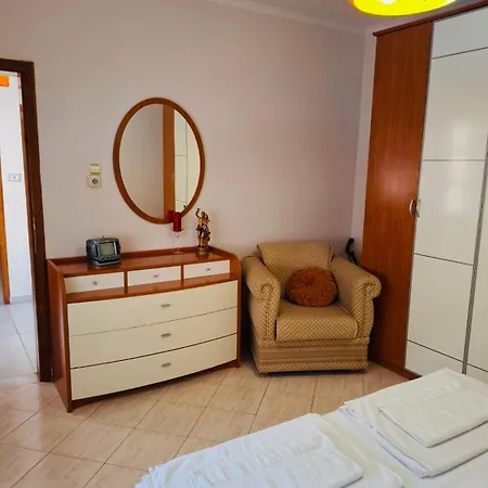 Guest House Tirana * Τίρανα