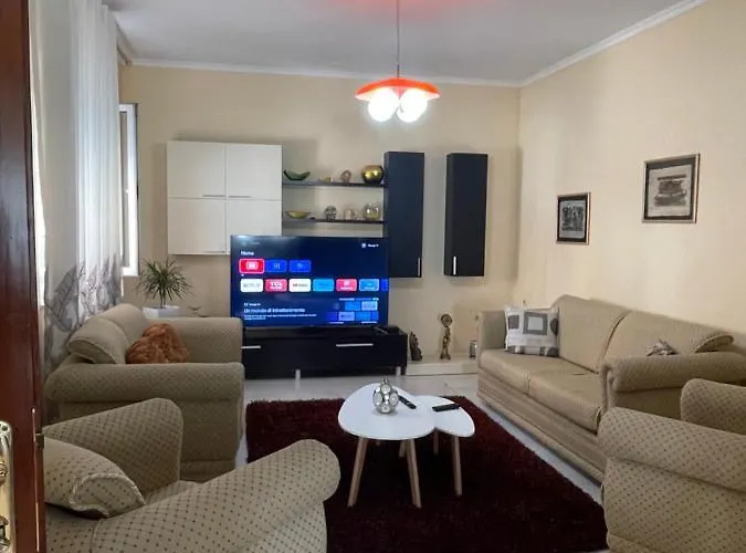 别墅 Guest House Tirana 地拉那