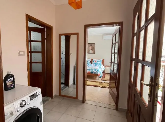 Guest House Tirana فيلة